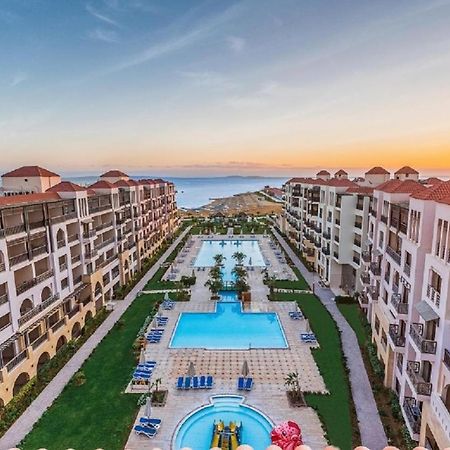 Premium Sea View 2 Bedrooms 2 Bathrooms Apartment Located Within Gravity Hotel & Aquapark Hurghada Exterior foto